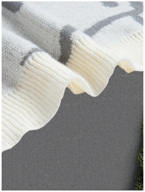 VIRAL WHITE SWEATE